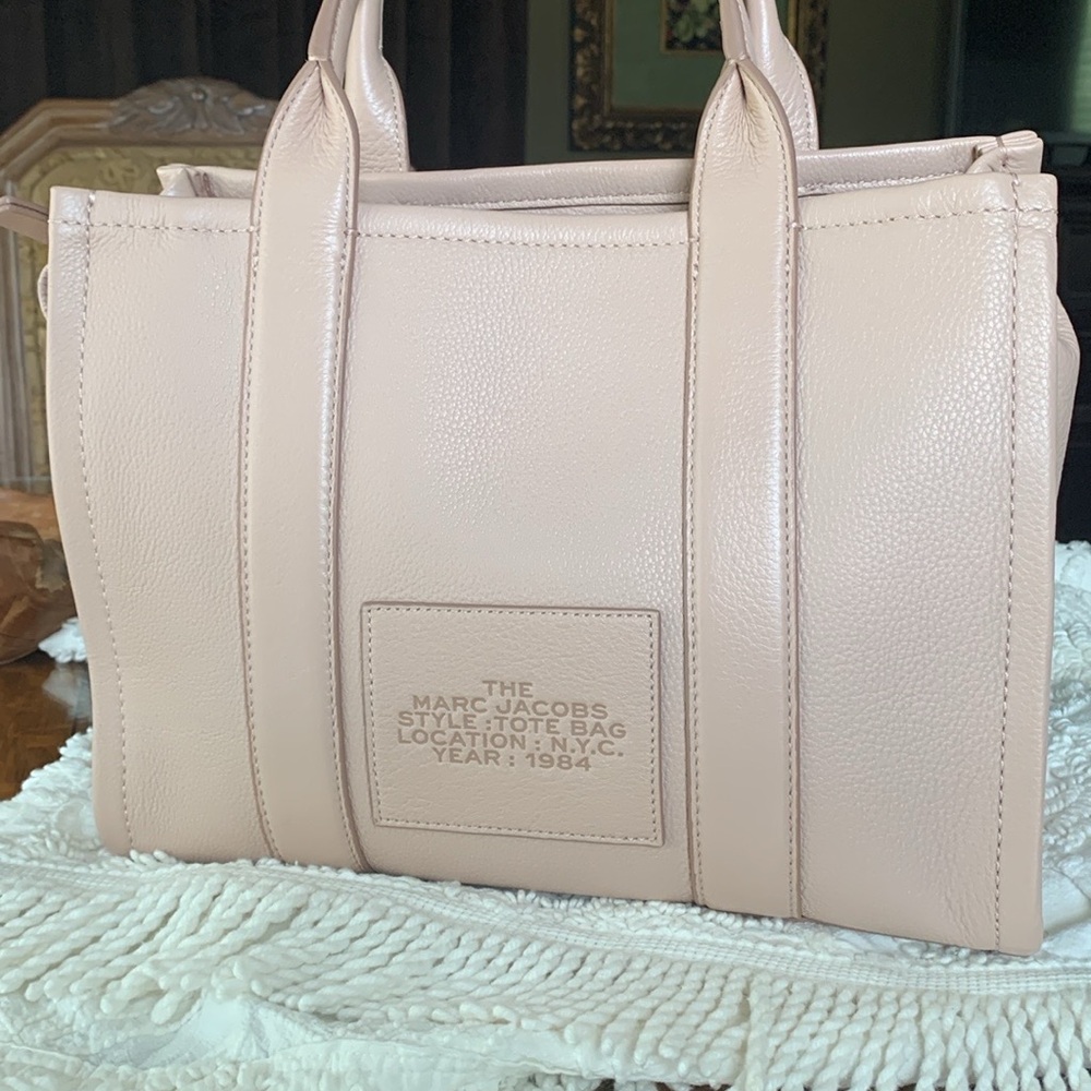 Marc Jacobs THE TOTE pink leather bag - Picture 4 of 11